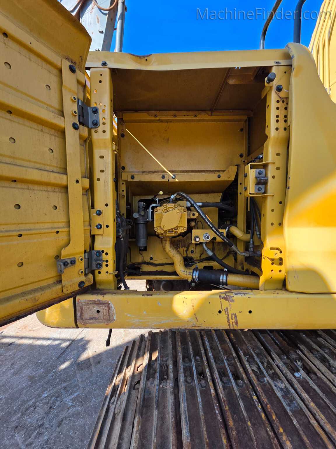 Caterpillar 320D 2021 — foto 9