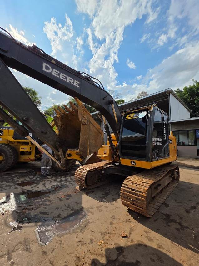John Deere 130G 2020 — foto 3