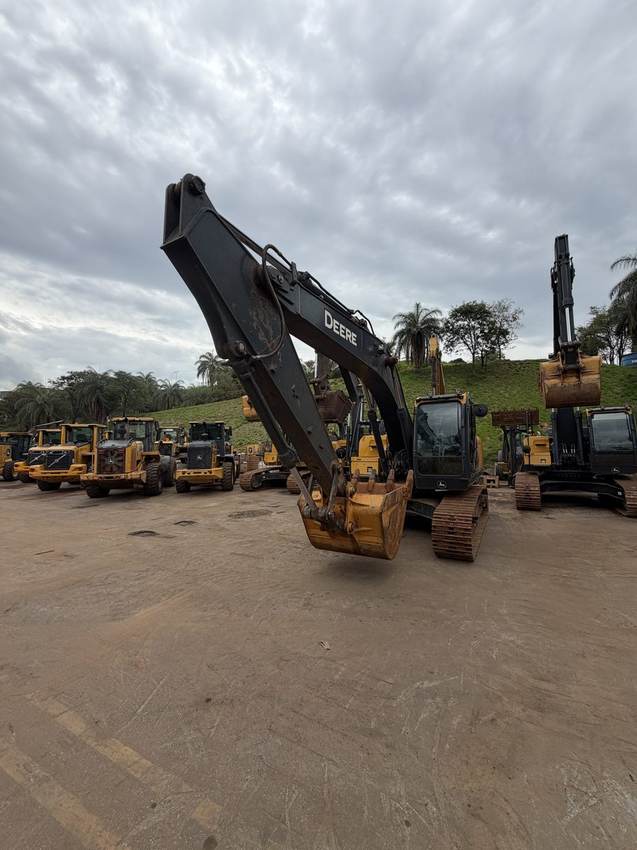 John Deere 210P 2024 — foto 3