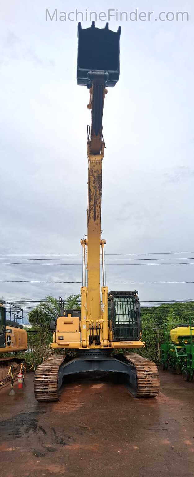 Komatsu PC500 2022 — Escavadeiras