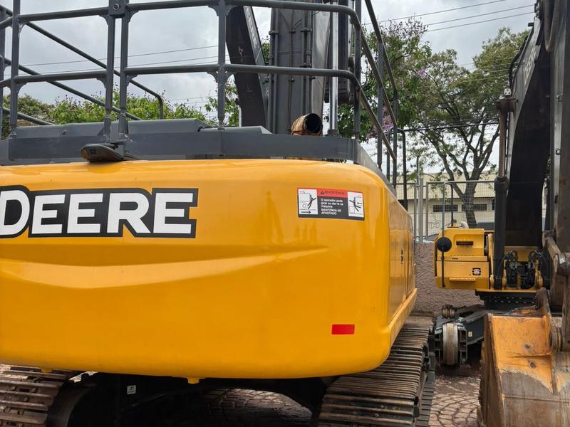 John Deere 350G 2022 — Escavadeiras
